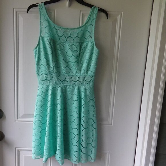 Trixxi mint green eyelet  sundress size 7, a line, back zipper, mini, lined, - Picture 1 of 10